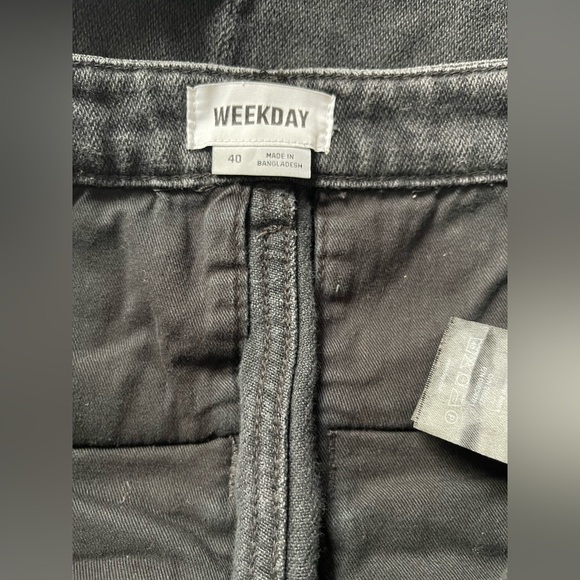 Weekday High Rise Black Jeans - Picture 4 of 8